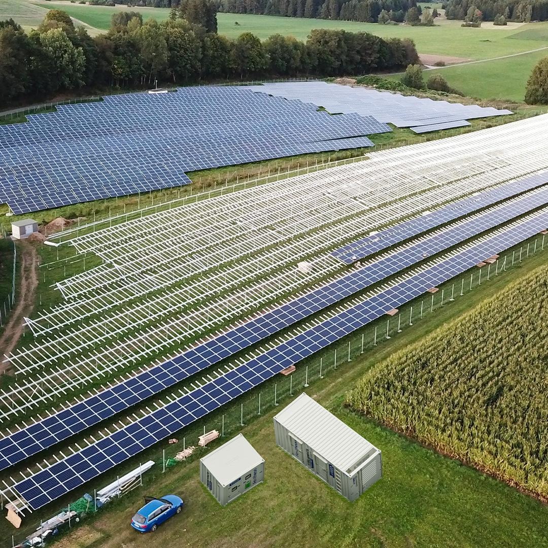 Hybrid power system supplying stable energy for agricultural irrigation and farm operations